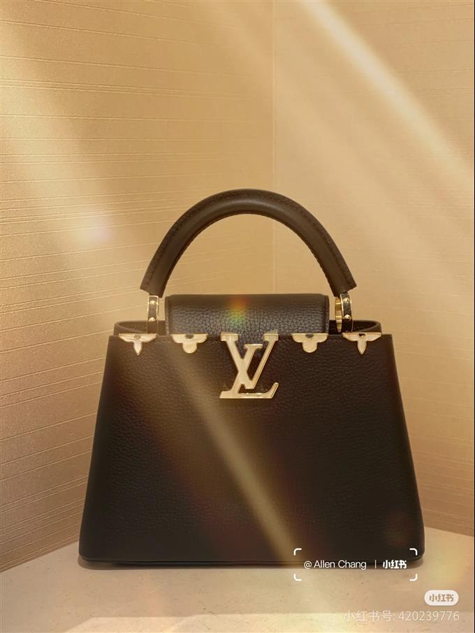 2025224M232639489545