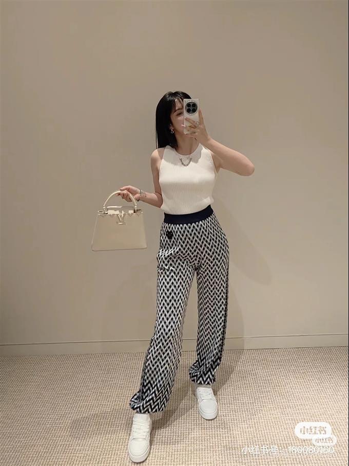 2025224M2333194834661