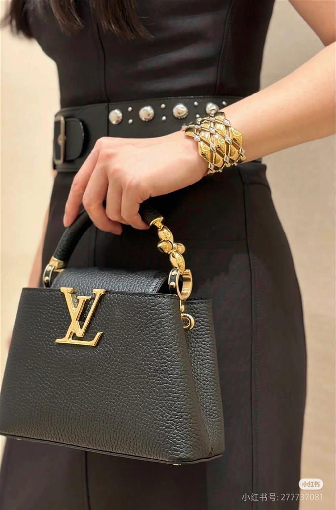 2025224M2394394829929