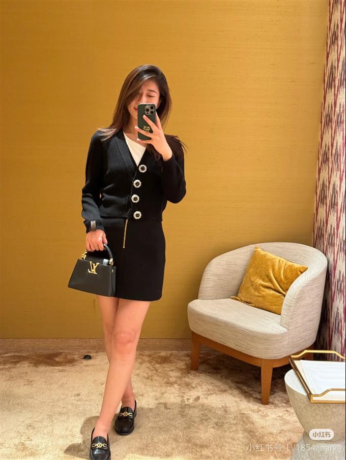 2025224M2394394839325