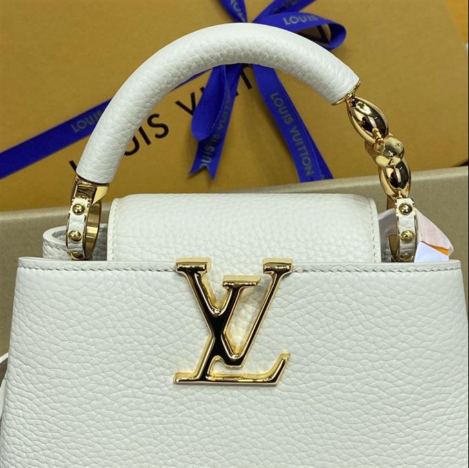 2025224M2394494757769