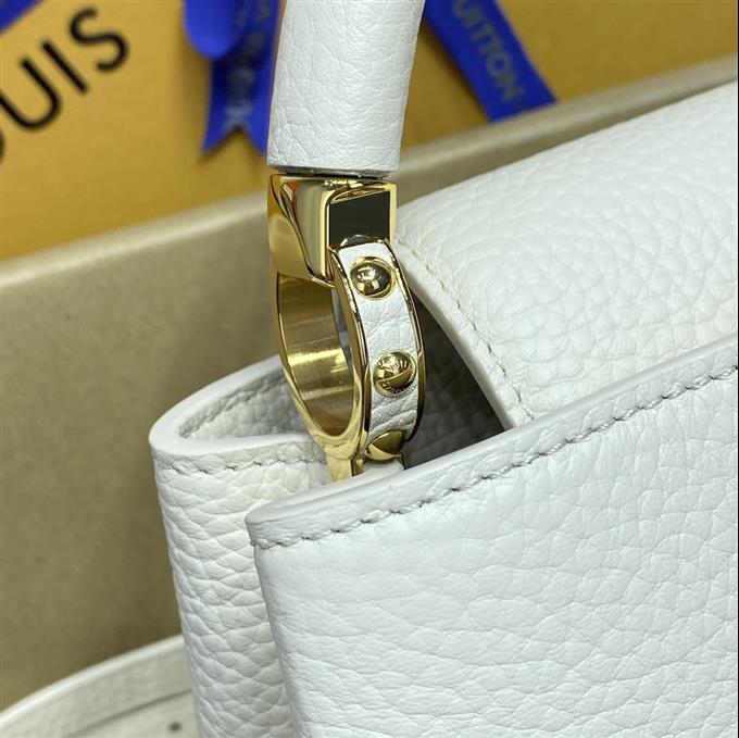 2025224M2394494757815