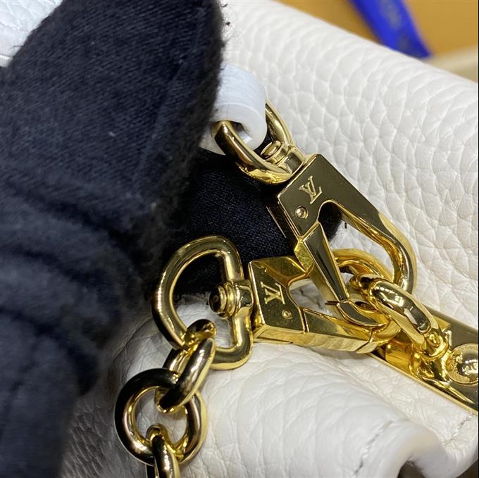 2025224M2395294812700