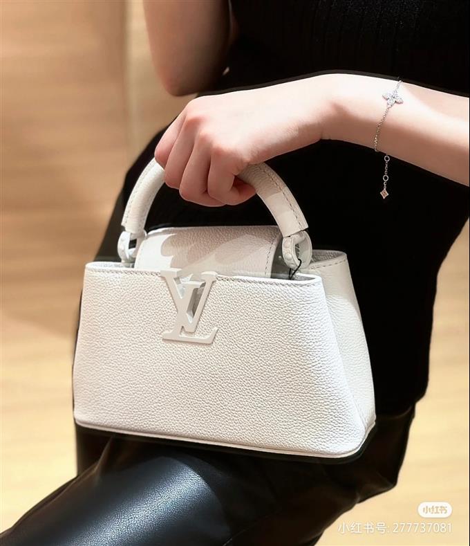 2025224M2395610325250