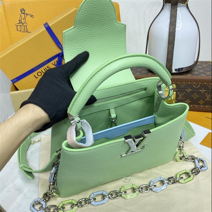 2025224M2468394827962