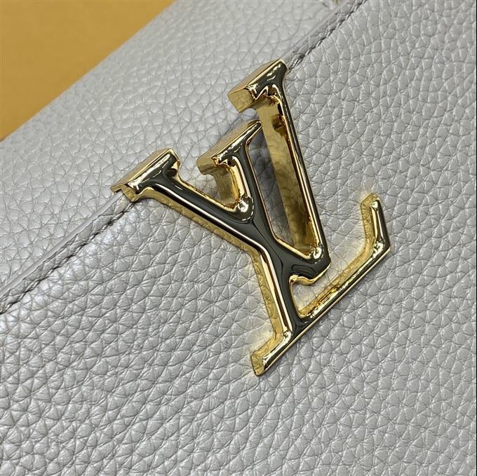 2025224M2469894757224