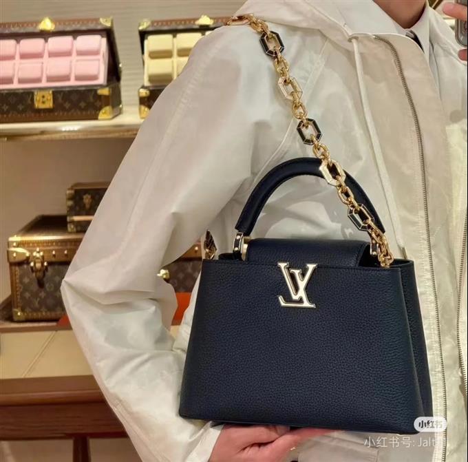 2025224M2521194813768