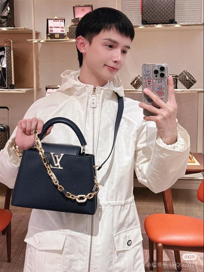 2025224M2521194819825