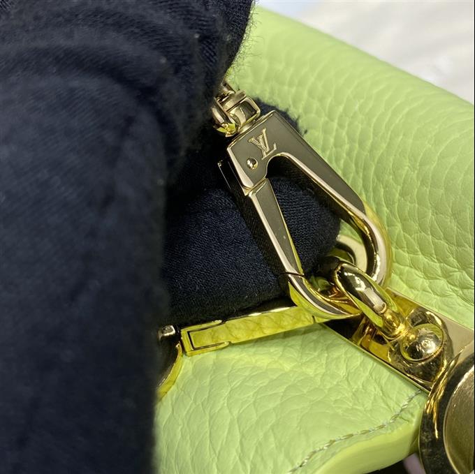 2025224M2523294843722