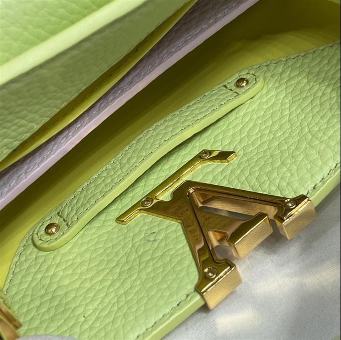 2025224M2523294843753