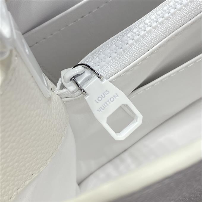 2025224M2525610323849