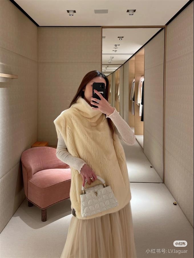 2025224M2528310323256