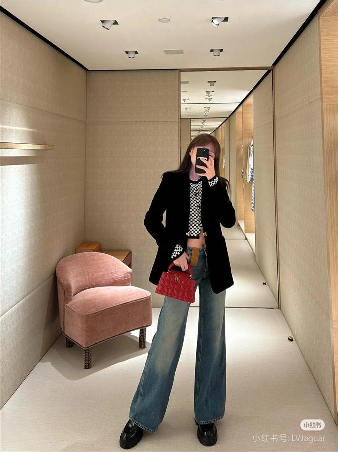 2025224M2533210327508