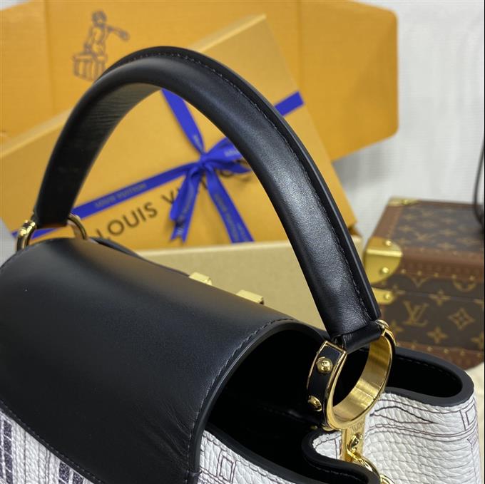 2025224M4225894817158