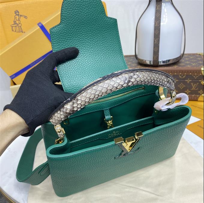 2025224M8074194828704