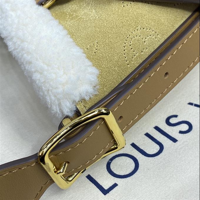 2025224M11843102024903