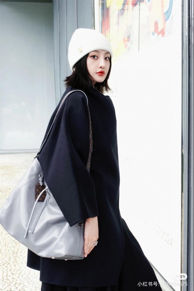 2025224M12583102032475