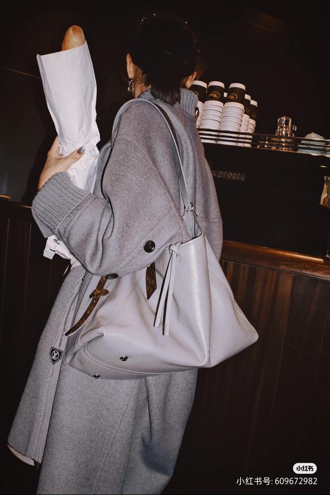 2025224M12583102033136