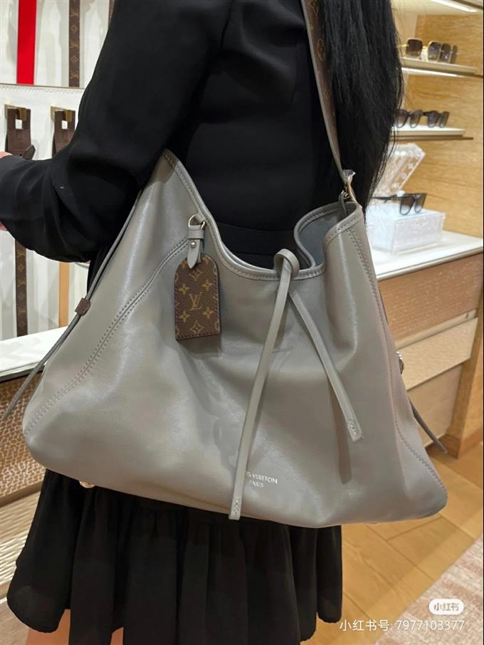 2025224M12583102035206