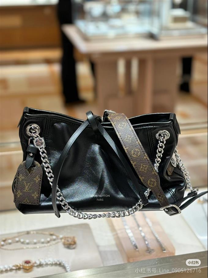 2025224M12888102023989