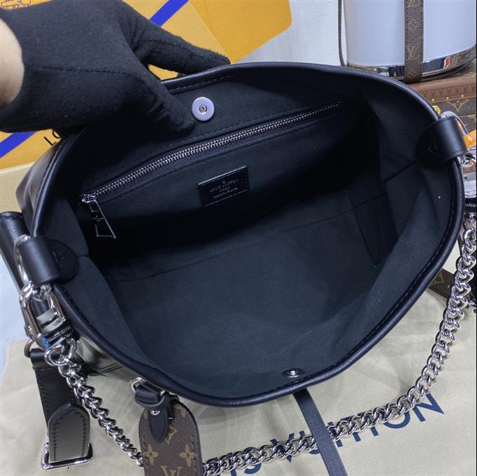 2025224M24861102025845