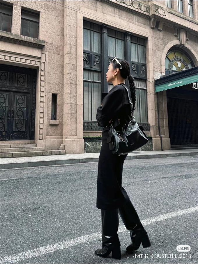 2025224M24861102035378