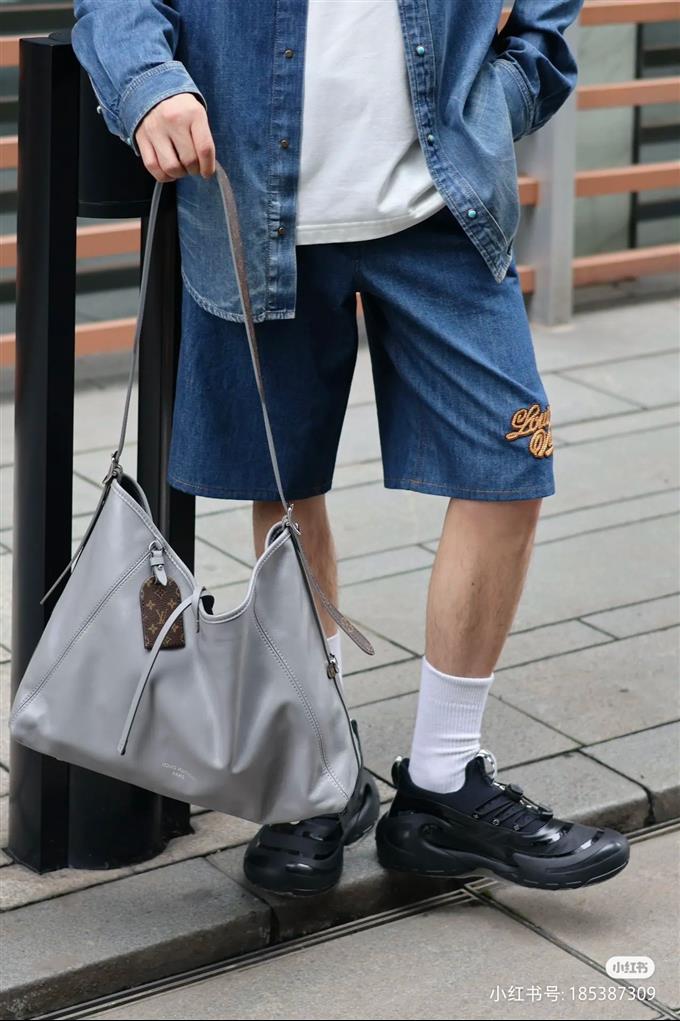 2025224M1258394517349