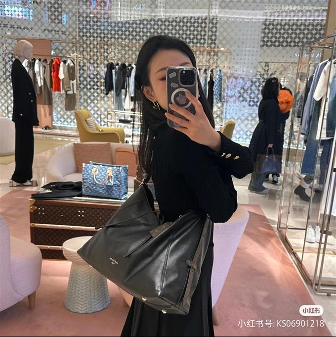 2025224M2514394514396