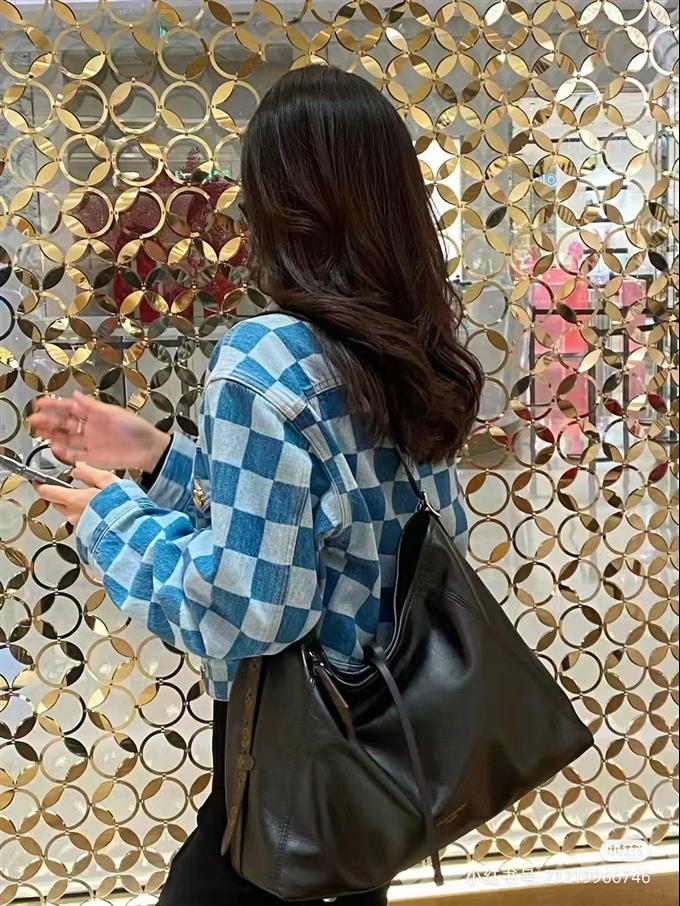 2025224M2514394514492