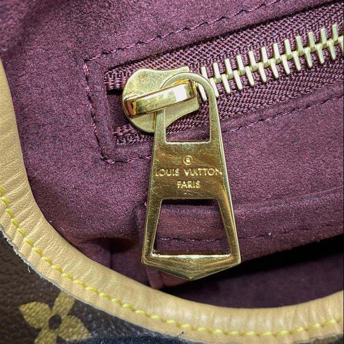 2025224M46203102026677