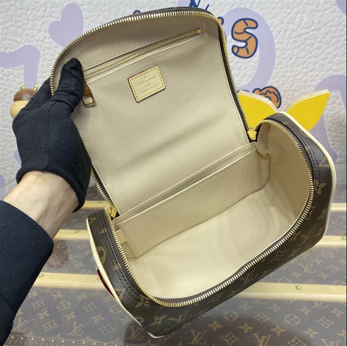 2025224M1151012640832