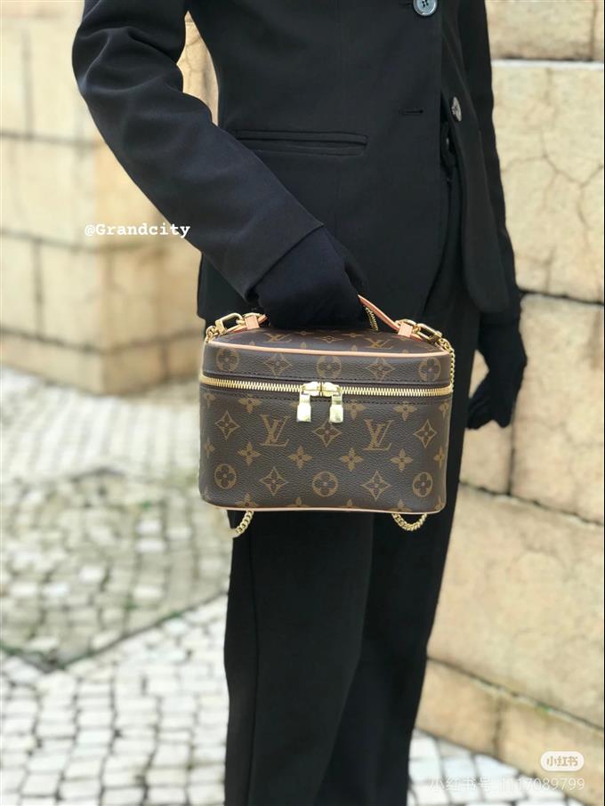 2025224M44495222752686