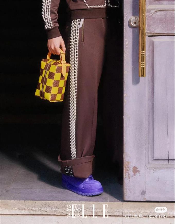 2025224N4056712651624