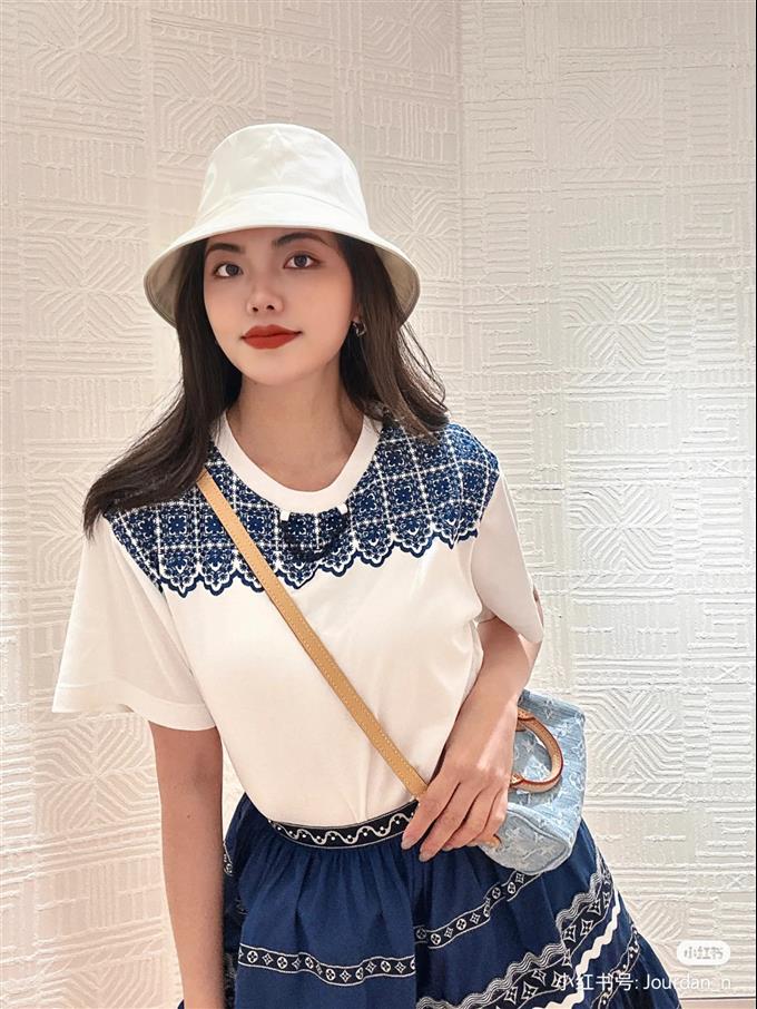 2025224M11212113240260