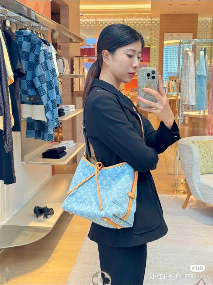 2025224M11462113238256