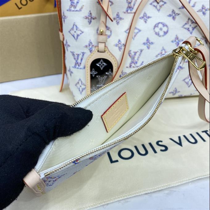 2025224M24707113229230