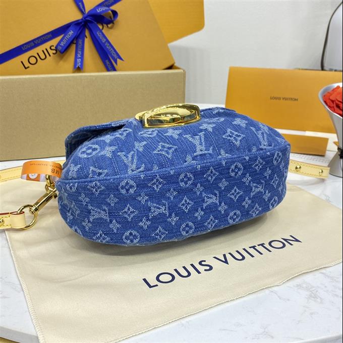 2025224M46829113234251