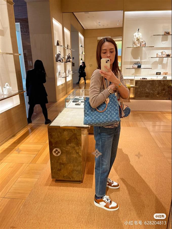 2025224M46871113237817