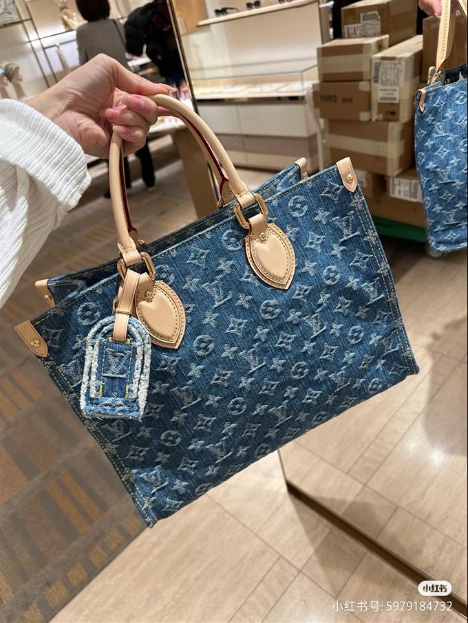 2025224M46871113237864