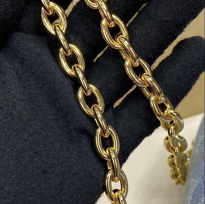 2025224M83353113232382