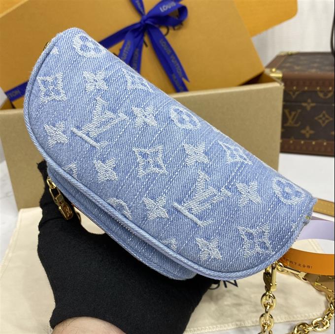 2025224M83353113232589