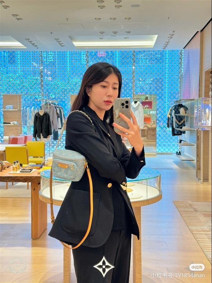 2025224M83353113238366