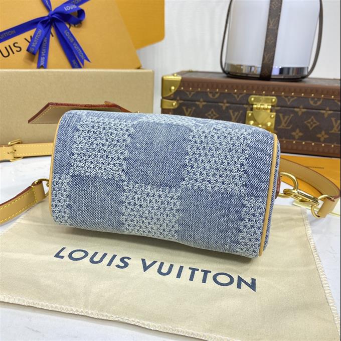 2025224N40682113233702