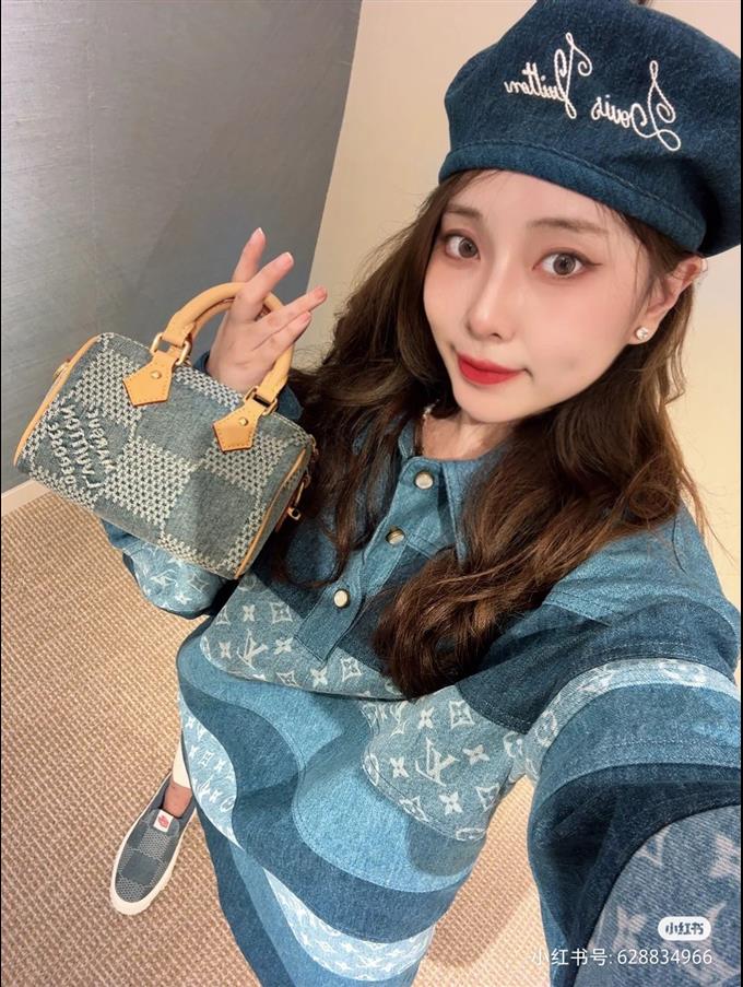 2025224N40682113236214