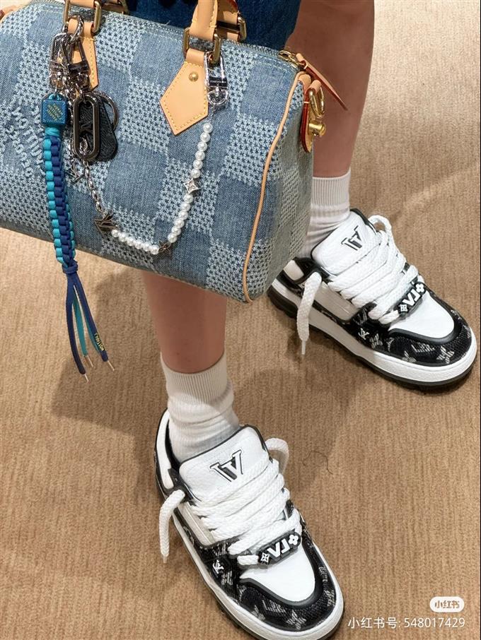 2025224N40700113237676