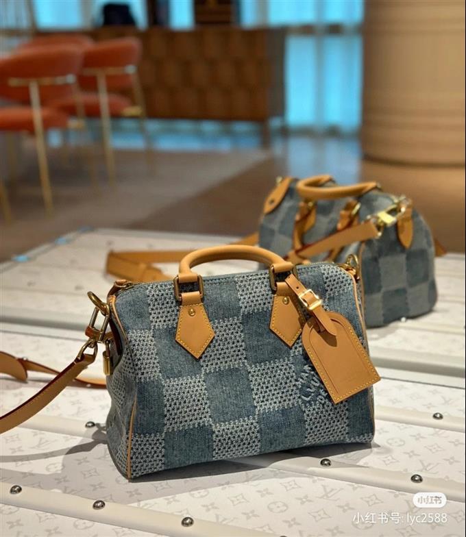 2025224N40700113239344