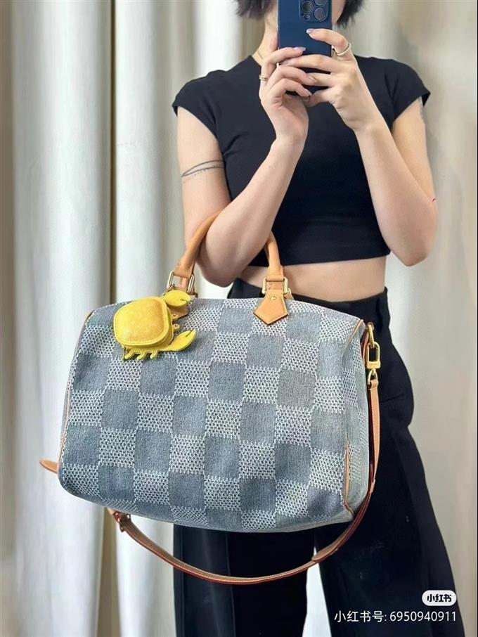 2025224N40701113238695