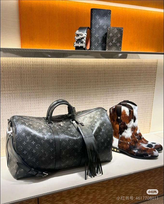 2025224M11596102255936