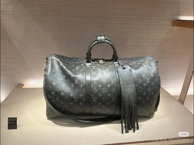 2025224M11596102255952