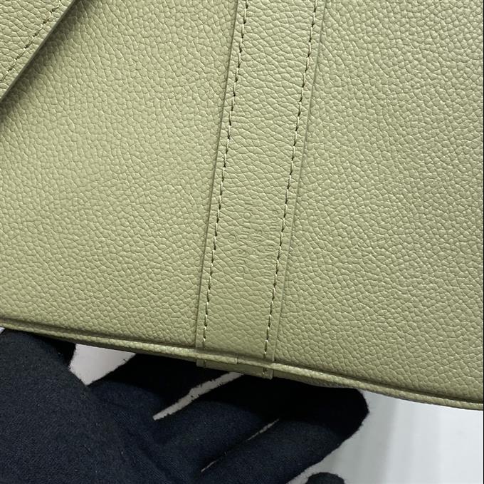 2025224M46671102253782